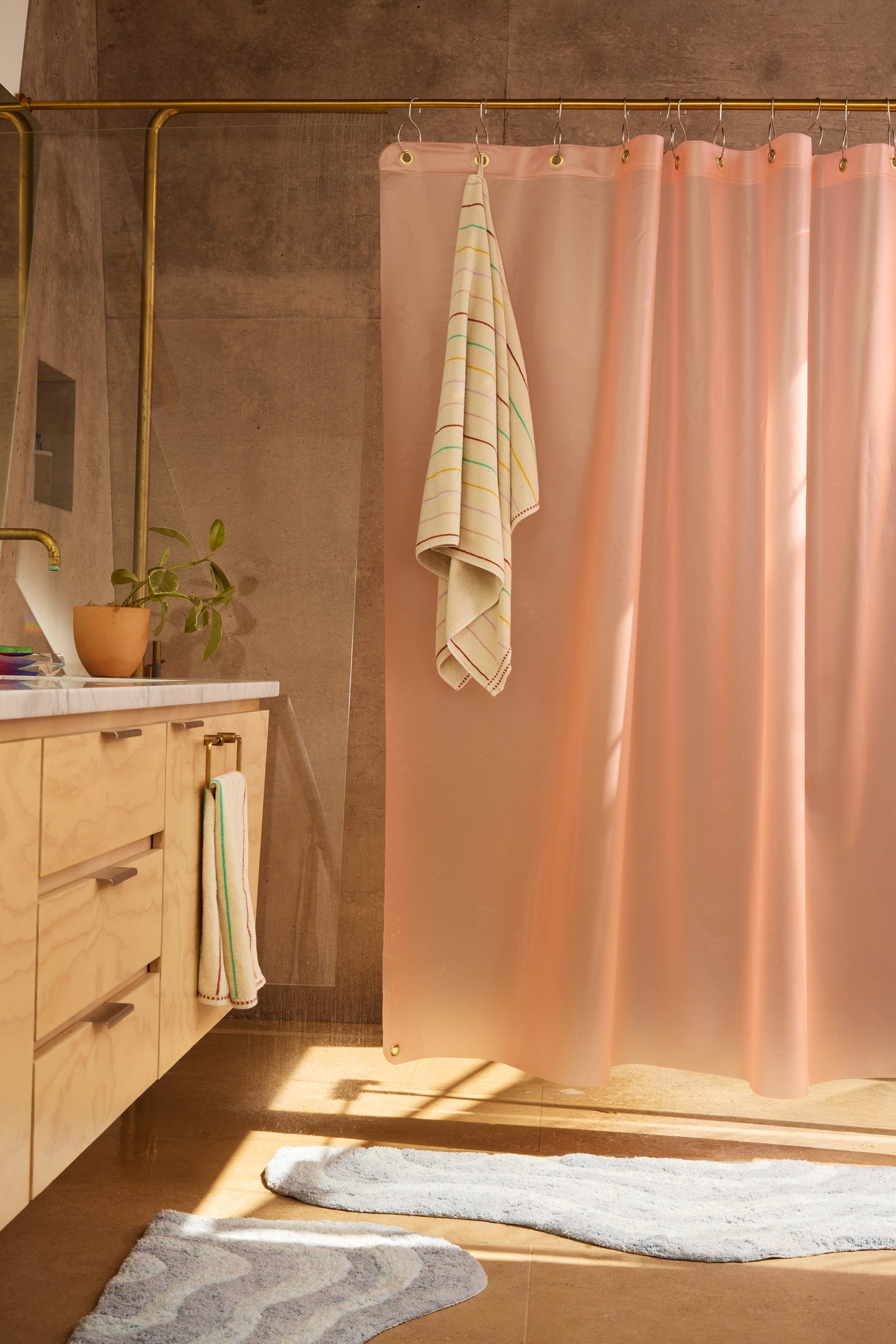 Sun Shower Haze in Rosewater